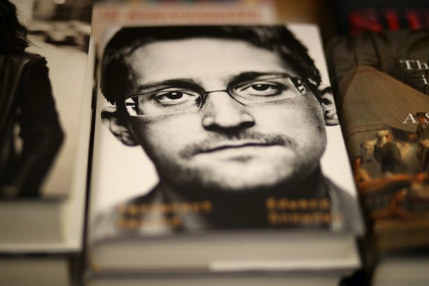 Snowden bitcoin el salvador