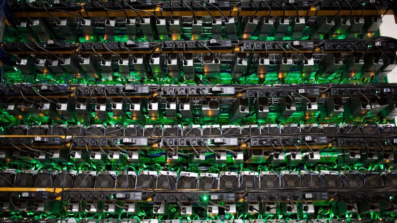 Bitcoin Madencileri Şubat Ayında 1 Milyar Doların Üzerinde Kazandı