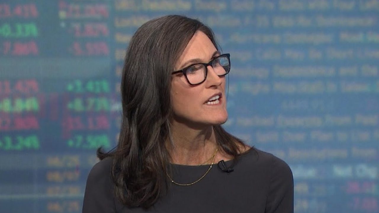 Ark Invest CEO’su Cathie Wood’dan Fed Eleştirisi - BTCHaber