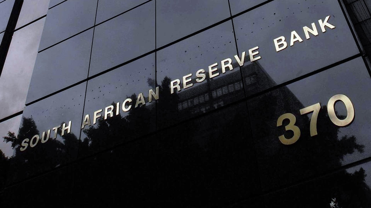 guney afrika merkez bankasi yetkilisi kripto konusunda suclandiAD
