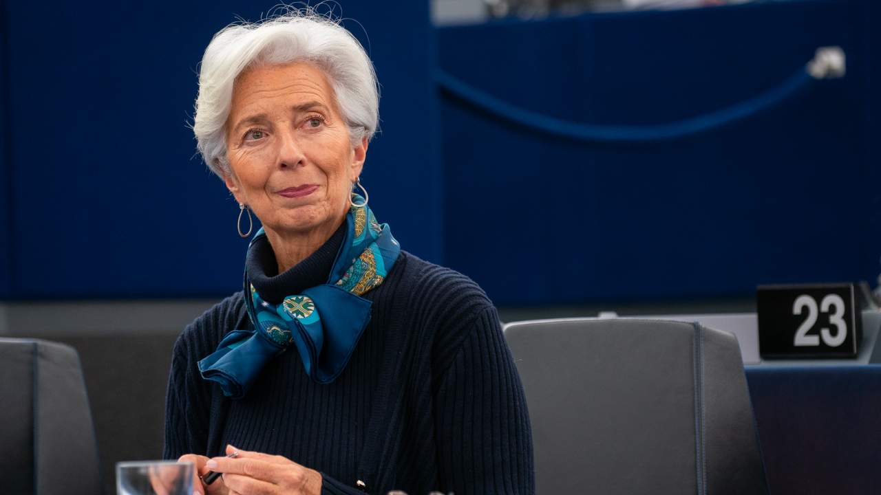 Lagarde: ECB, faizi 50 baz puan artıracak