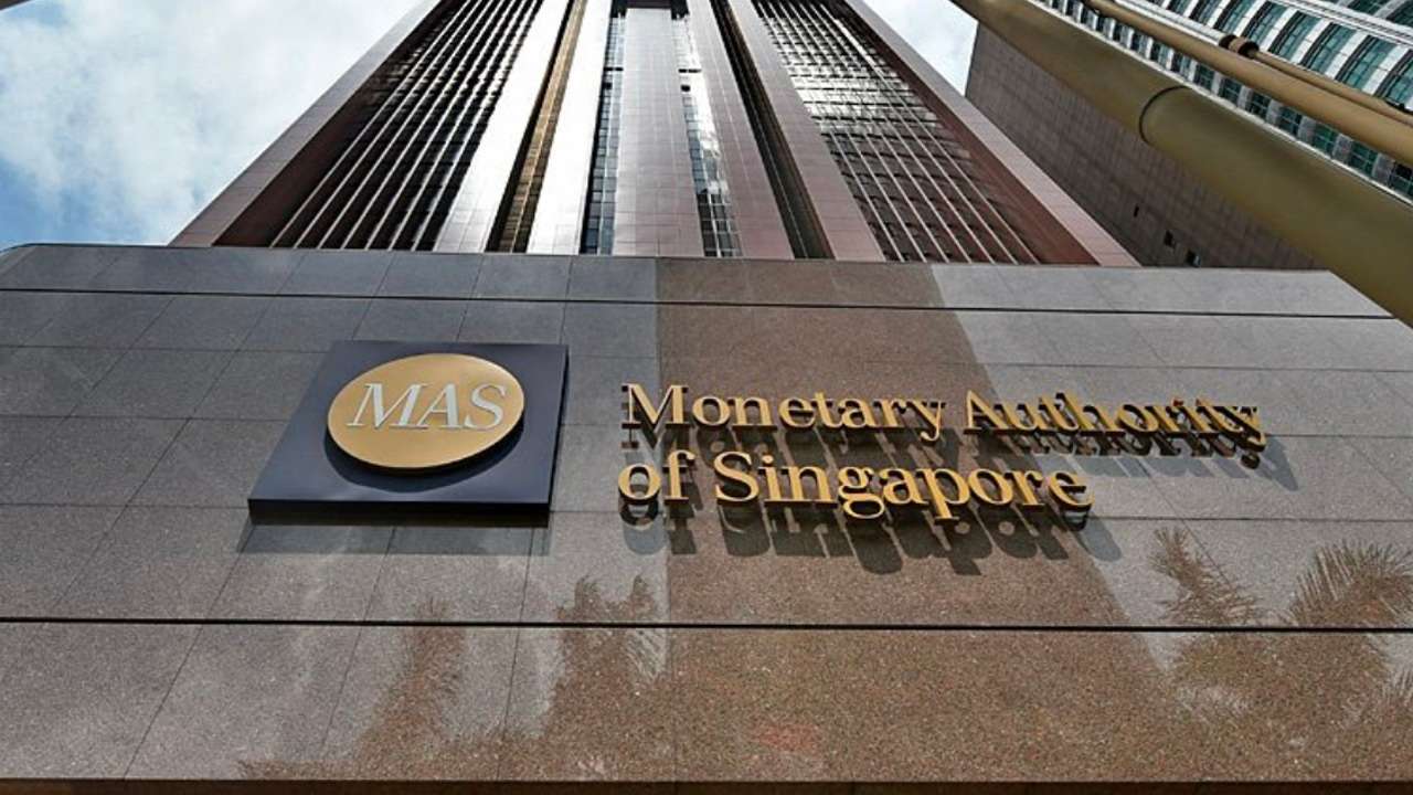 Singapur, canlı CBDC programı başlatacak