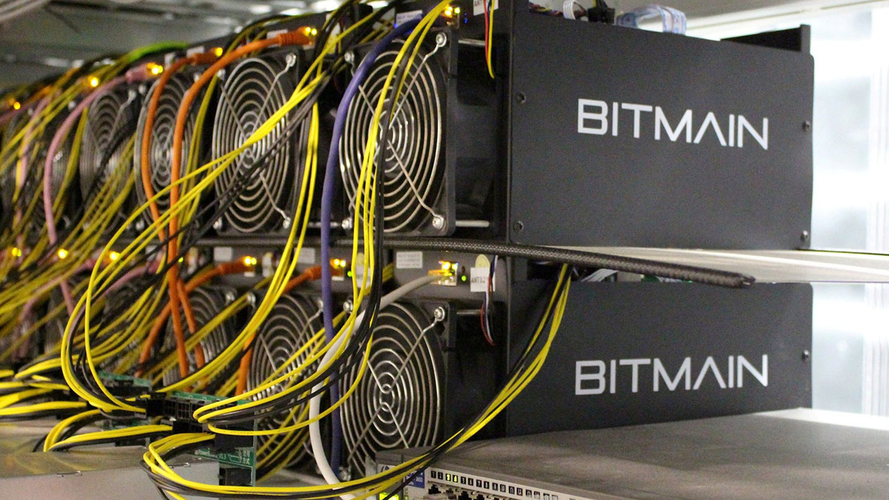 Bitmain yeni madencilik makinelerini sunuyor