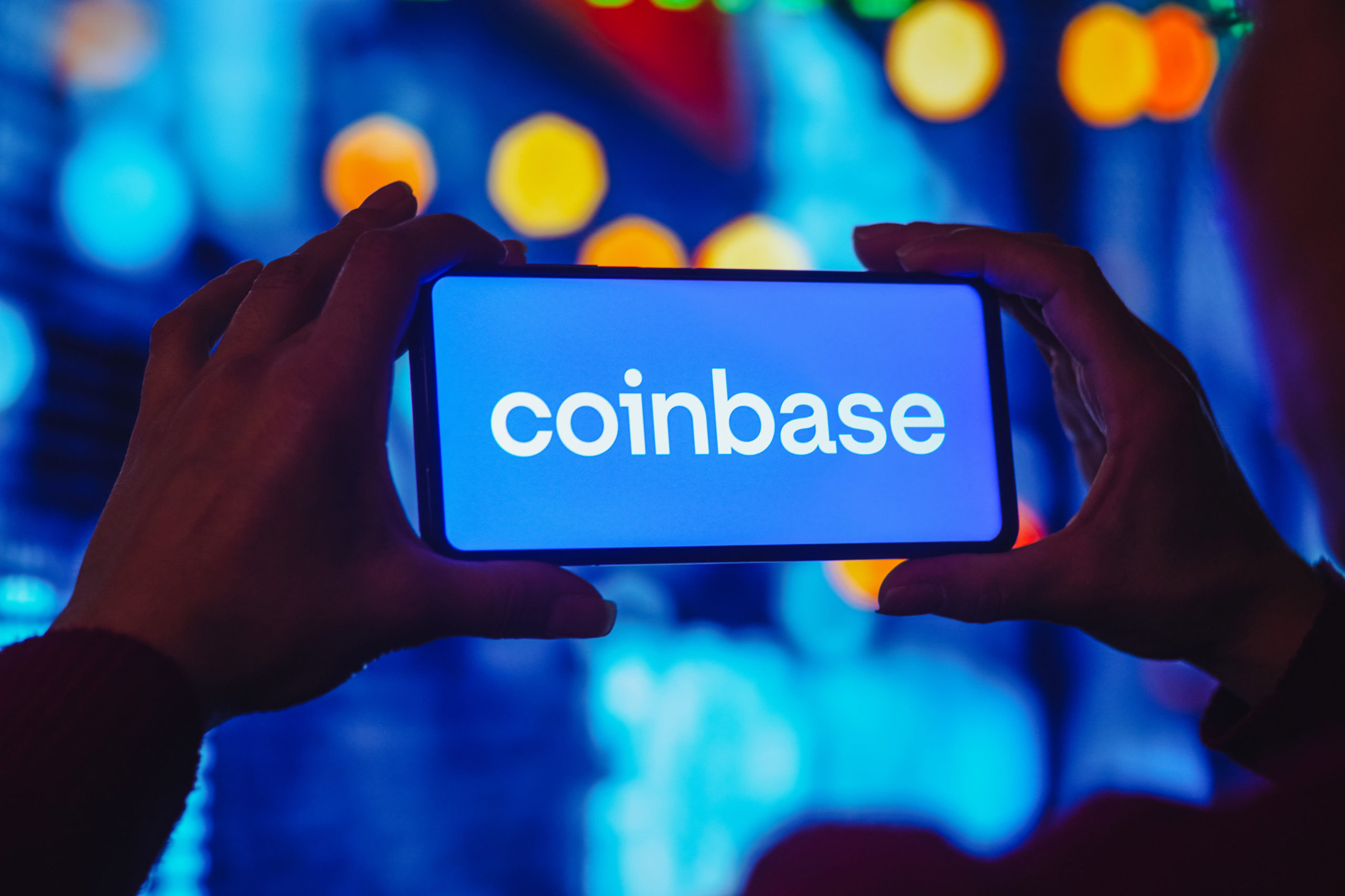 Coinbase, Fransa’da lisans alarak Avrupa pazarında genişlemeyi sürdürüyor